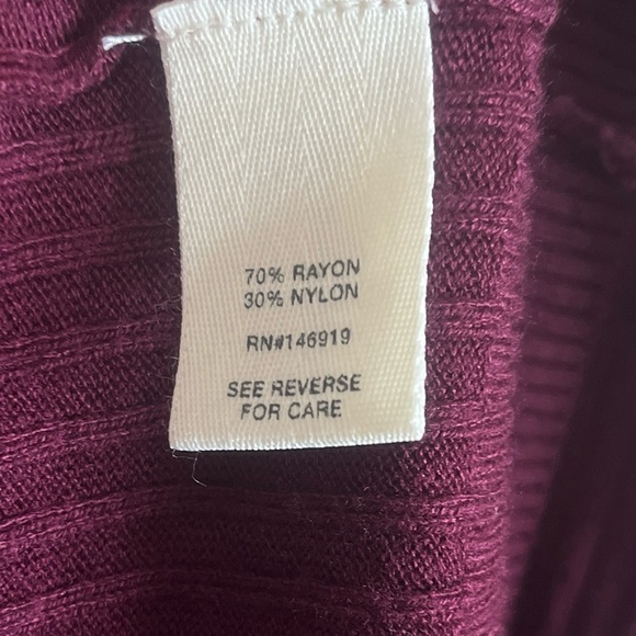 Maroon Long Cardigan with Pockets - Mudd (Size L) - NWT - Picture 5 of 6